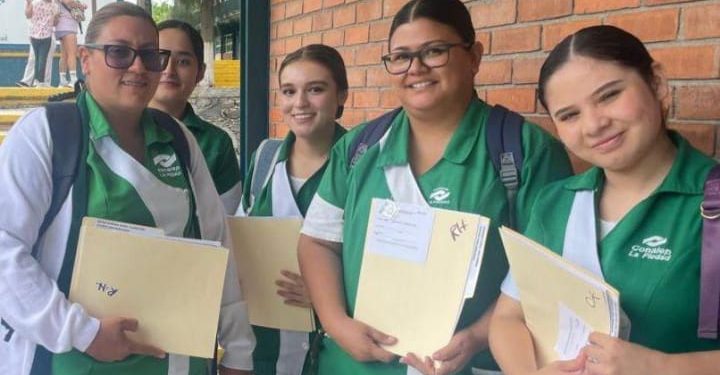Estudiantes de Enfermería del Conalep Michoacán inician servicio social