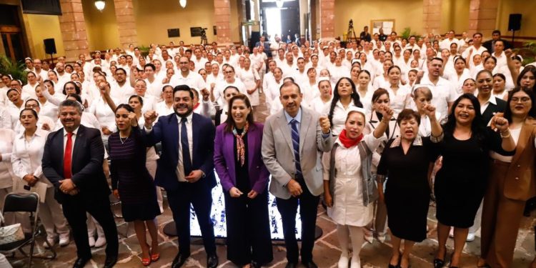 Personal de enfermería, base del sistema estatal de salud: 75 Legislatura