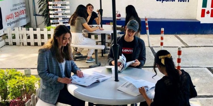 Iemsysem abrirá nueva convocatoria de becas para estudio o certificación de idiomas