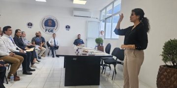 Imparten capacitación en materia de Atención a la Discapacidad y Accesibilidad a personal de la Fiscalía Regional de Apatzingán