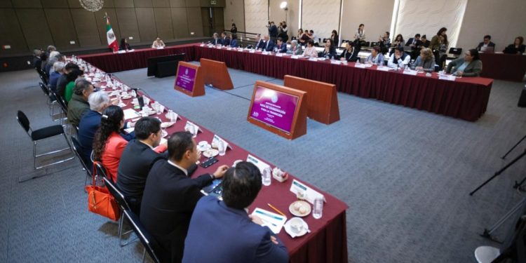 Instala Gobierno de México Mesa para la Transición