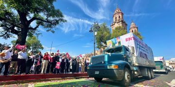 Arranca entrega de 6 millones de libros de texto; por primera vez hay en lenguas indígenas: SEE