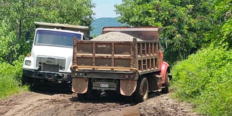 Gobierno municipal sigue atendiendo a la zona rural de #Apatzingán