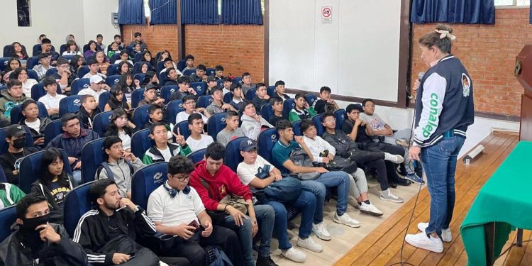 Listos, 5 mil nuevos estudiantes para iniciar ciclo escolar en Conalep Michoacán