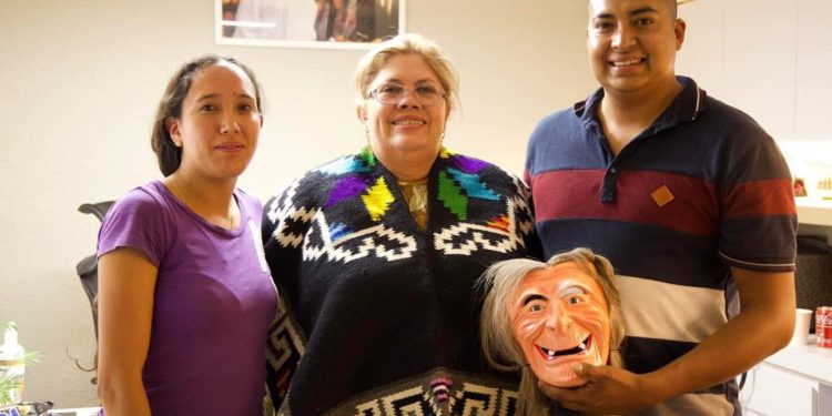 En el Congreso de Michoacán, exhibición y venta de artesanías