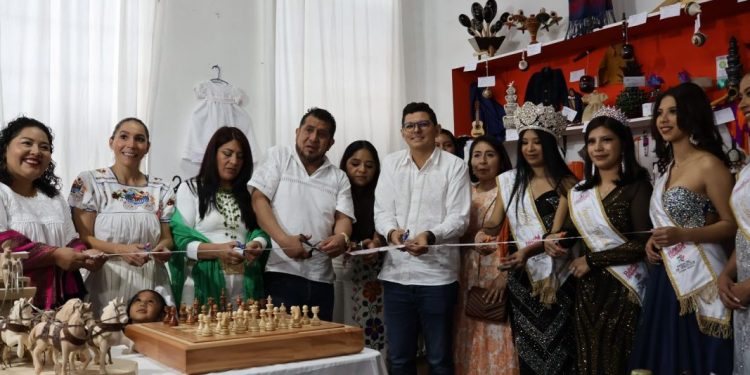 Inicia la 49 Feria Internacional de la Guitarra de Paracho