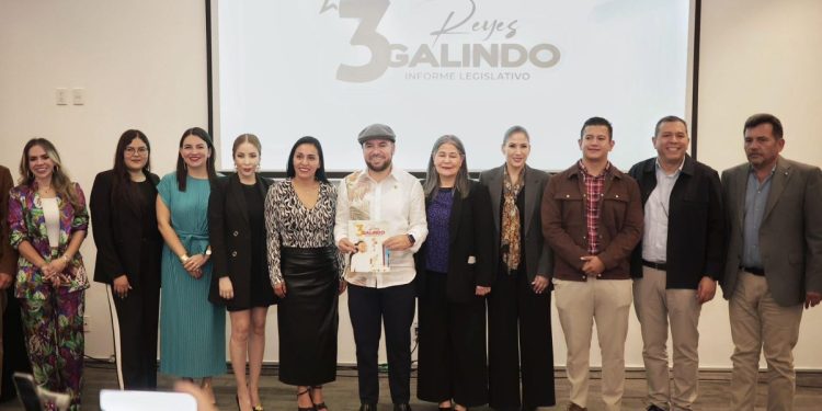 Resalta Reyes Galindo productividad legislativa durante su 3er. Informe
