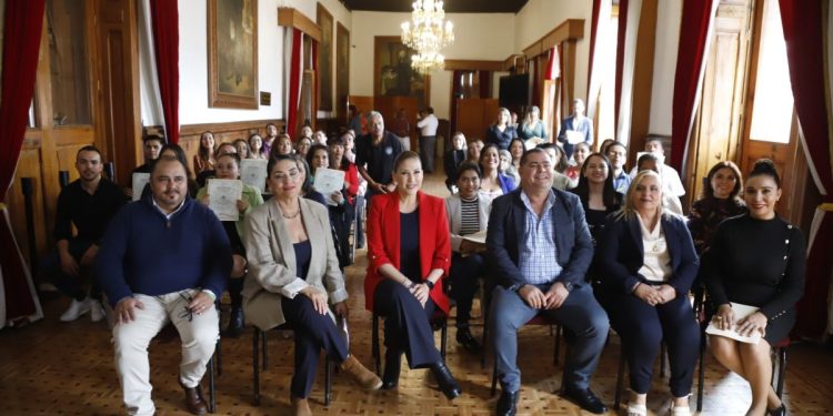 Capacitación de trabajadores, una prioridad de la 75 Legislatura