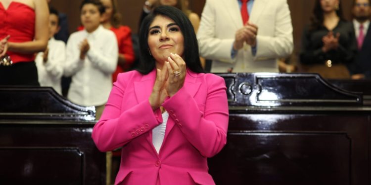 Interés de Vanhe Caratachea por la Comisión de Protección a la Niñez y Adolescencia en el Congreso