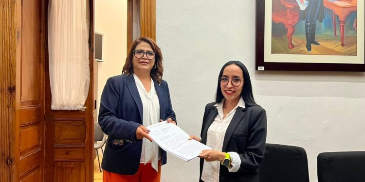 Presenta Fabiola Alanís iniciativa para despenalizar el aborto en Michoacán