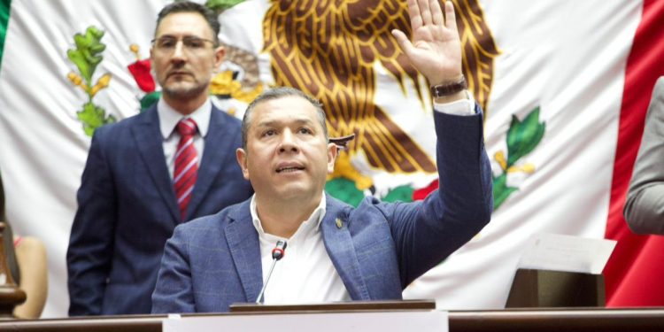 Se aprueban mayores penas en el delito de violación en el matrimonio: JC Barragán