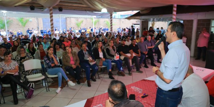 Gobierno de Michoacán mantiene mesas de socialización del teleférico de Uruapan con organizaciones y la comunidad