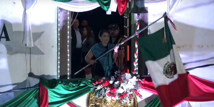 Gran celebración vivió Quiroga en la noche del Grito de Independencia