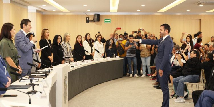 Por unanimidad, nombra Cabildo de Morelia a Secretario del Ayuntamiento y Tesorero