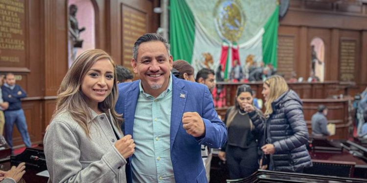 Que sea efectiva reforma constitucional indígena demanda Víctor Manríquez