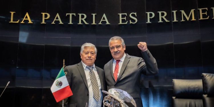 Raúl Morón, nombrado presidente de la Comisión de Educación del Senado de la República