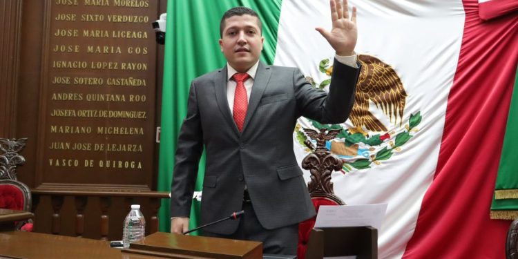 Vicente Gómez abrirá casa de enlace para atender el Distrito XIX