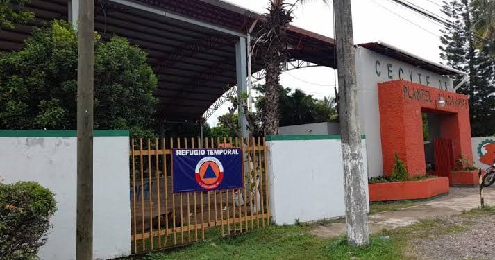 Se suspenden clases en 30 planteles del Cecytem por huracán John
