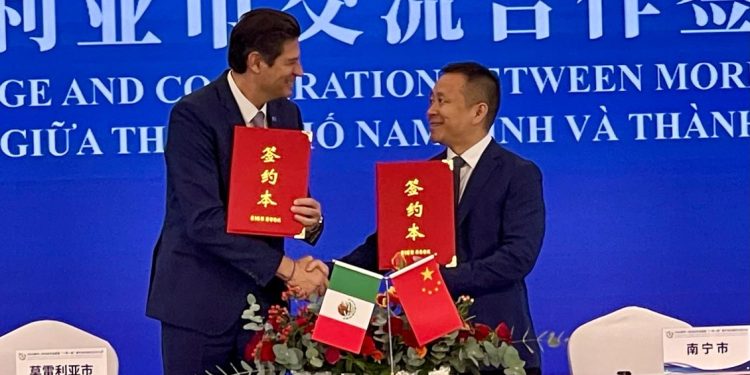 Firman hermanamiento Morelia y Nanning, China
