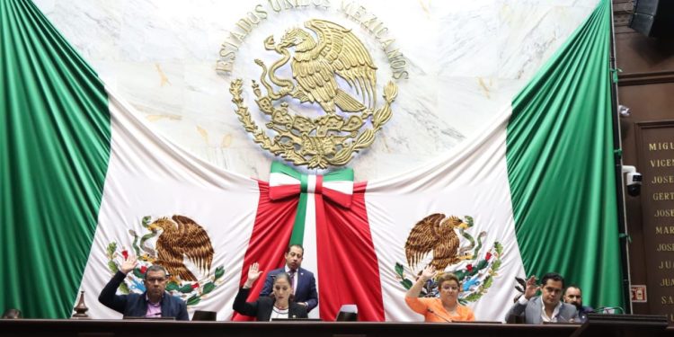 El 5% de contratación de personal en gobiernos e instituciones deberá ser de personas con discapacidad: Congreso