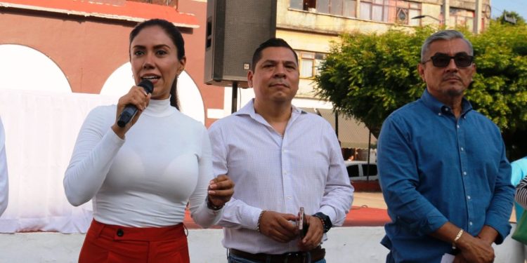 Fanny Arreola se reúne con el personal del Ayuntamiento: “Estamos aquí para servir a la gente”