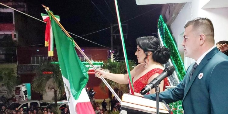 Ceremonias del Grito de Independencia, en alegría y calma en Michoacán