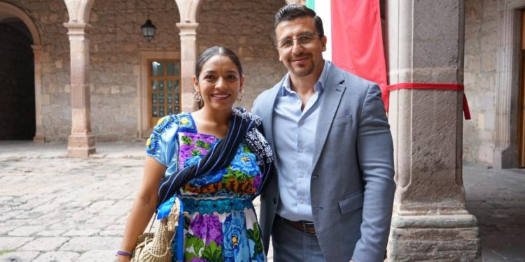 Toño Mendoza celebra la Declaratoria de Reforma Constitucional en Materia de Pueblos y Comunidades Indígenas y Afroamexicanos en el Senado de la República