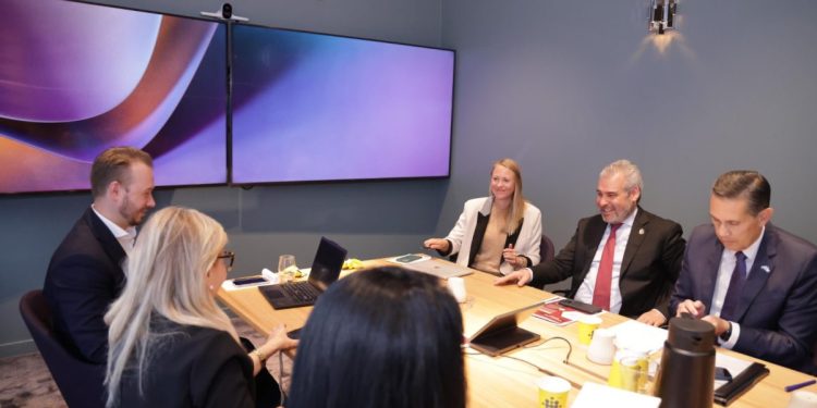 Promueve Bedolla productos del agro para la exportación en la Unión Europea