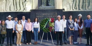 Apatzingán se viste de fiesta e historia al celebrar el Aniversario de la Constitución de 1814