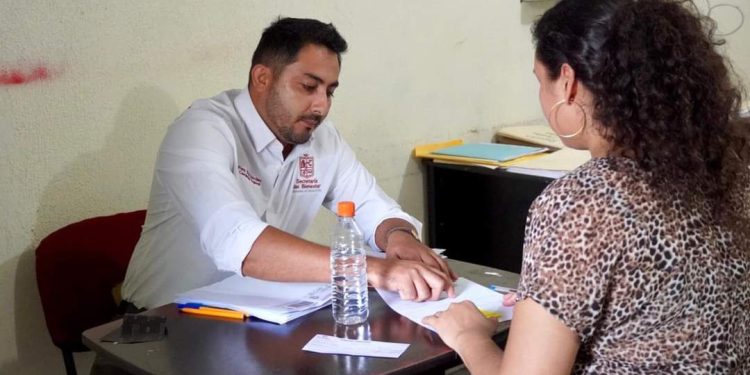 Continúa Sedebi dispersión de apoyos económicos para mujeres, niñas y niños con cáncer