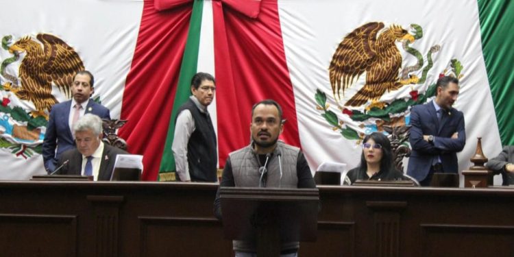 Urge una reconfiguración del sistema judicial en Michoacán: Hugo Rangel