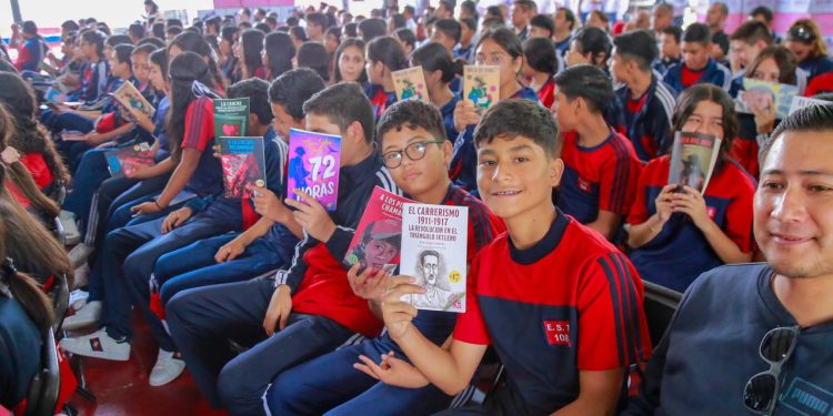 Michoacán impulsará República de Lectores y más proyectos de Sheinbaum: SEE