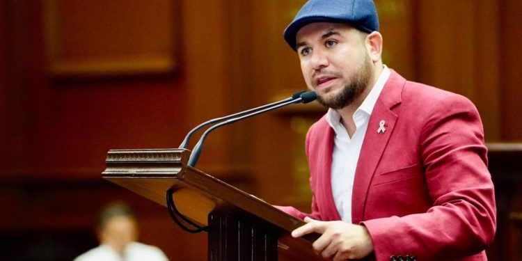 Con la aprobación de la reforma al Poder Judicial local, Michoacán avanza y consolida su democracia: Reyes Galindo