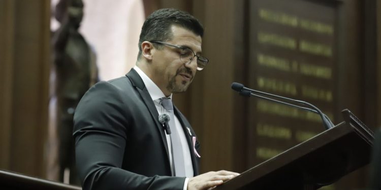 El Diputado Toño Mendoza presenta iniciativa para la regulación del Uso de Cañones anti-granizo