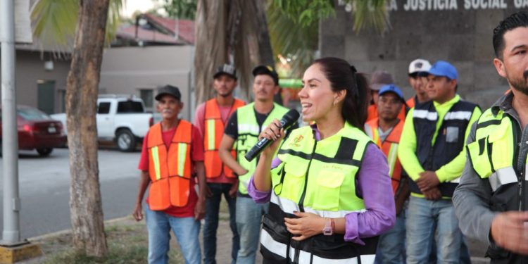 Con recursos propios del Gobierno Local inicia el programa de bacheo