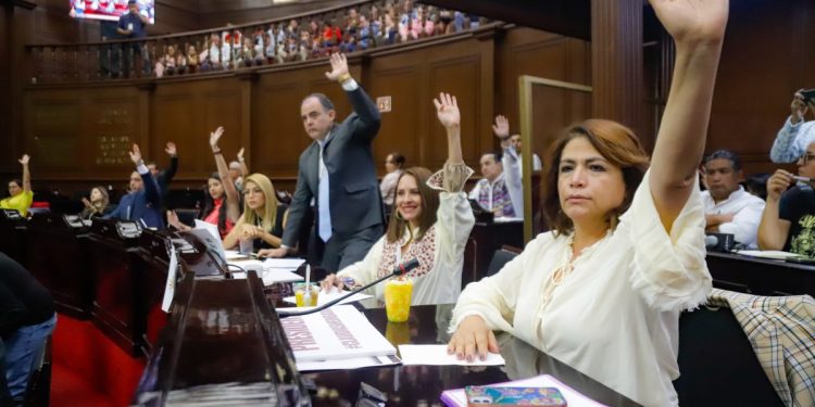 Reconoce Fabiola Alanís composición de comisiones legislativas mediante democracia y legalidad