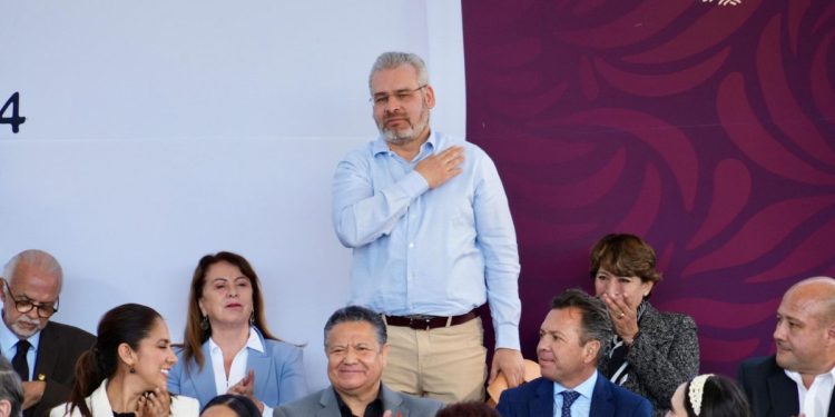 Acceso al agua y tecnificación de riego, prioridades del Plan Nacional Hídrico: Bedolla