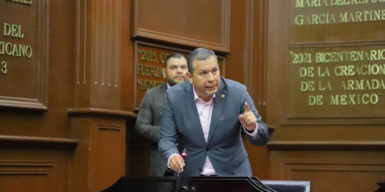 Barragán exige justicia para las miles de familias afectadas por accidentes en la Siglo 21