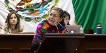 Con reforma a Ley de Salud, busca Belinda Iturbide velar por los niños con cáncer del estado