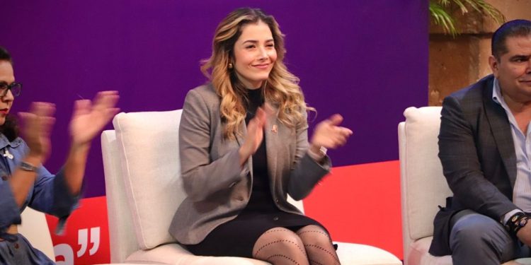 Ratifica diputada Brissa Arroyo compromiso de coadyuvar en prevención de la violencia contra las mujeres