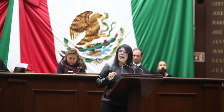 Califica Vanhe Caratachea como un retroceso la desaparición de órganos autónomos