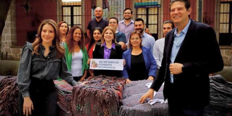 Alfonso Martínez y Paola Delgadillo llevarán abrigo a miles de familias morelianas