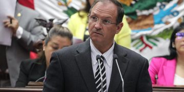 Consolidar el ciclo de uso y desecho de paneles solares, propone diputado David Martínez