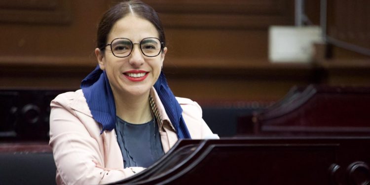 La vivienda digna para los trabajadores hoy es un derecho, asegura Bugarini