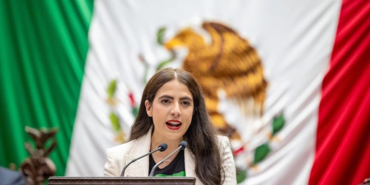 La masculinidad sana es clave para erradicar la violencia de género: Giulianna Bugarini