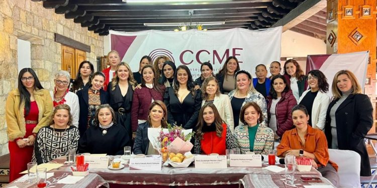 Consolida Fabiola Alanís lazos con empresarias michoacanas