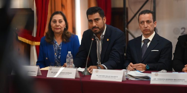 Presenta Poncho Chávez Eje de Desarrollo Económico y Competitivo para Michoacán