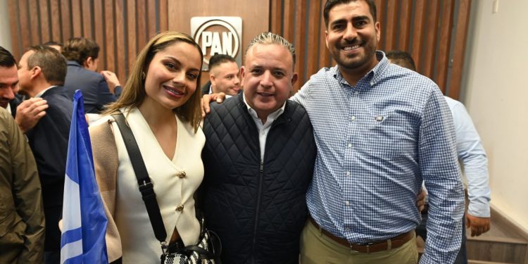 Respalda Poncho Chávez a Carlos Quintana en su registro por la dirigencia estatal del PAN