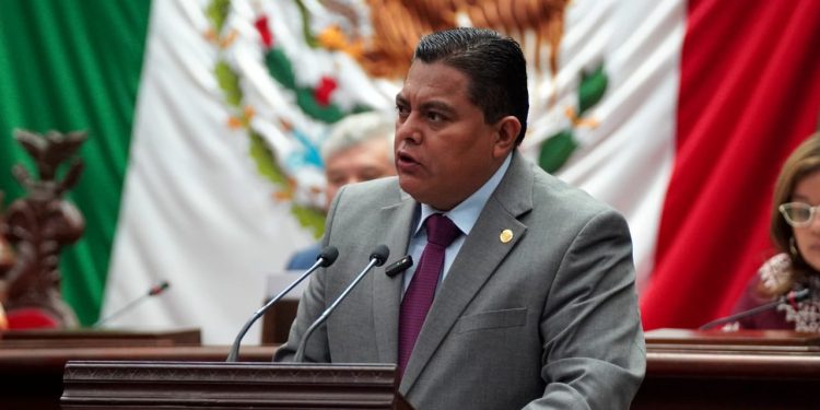 Propone Santiago Sánchez Bautista incrementar penas en Michoacán al delito de violación