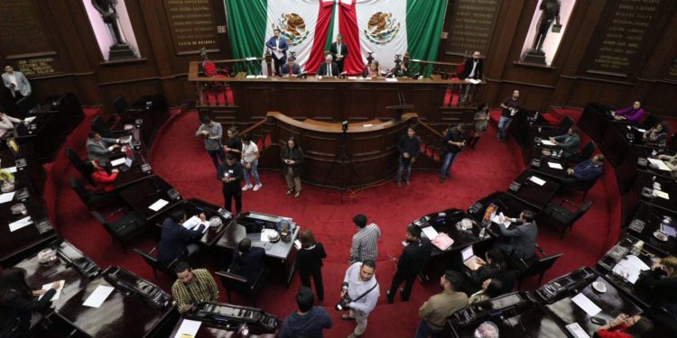 Aprueba Congreso de Michoacán reformas a la Constitución mexicana en materia de inimpugnabilidad